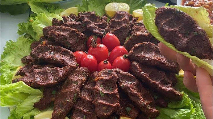 Çiğköfteyi etli seversiniz etsiz mi?