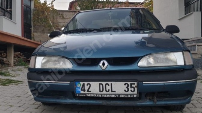 Araba da Model düşürmeyi mantıklı buluyor musunuz ve model düşürecek olsanız hangi marka model araba alırsınız?