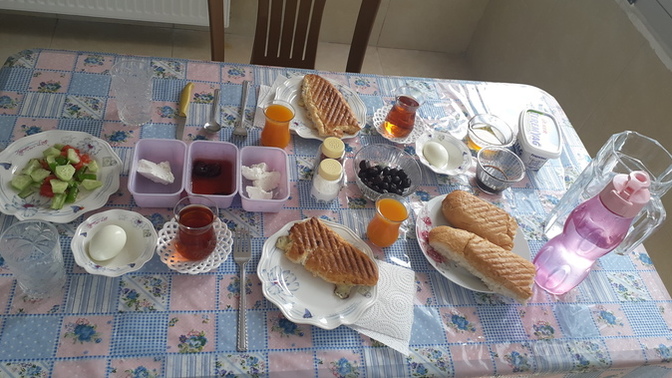 Kahvaltı ettiniz mi?