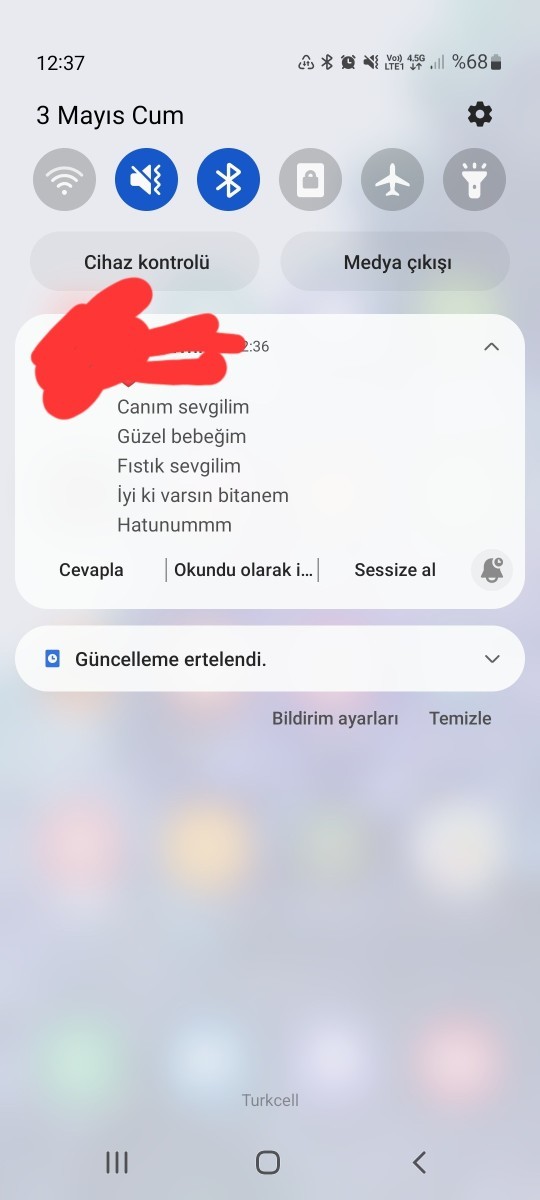 Sevgilisini böyle seven var mı?