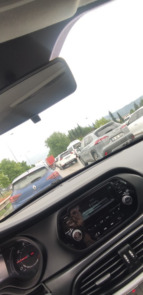 Sizin orada da yağmur yağınca trafik kilitleniyor mu?