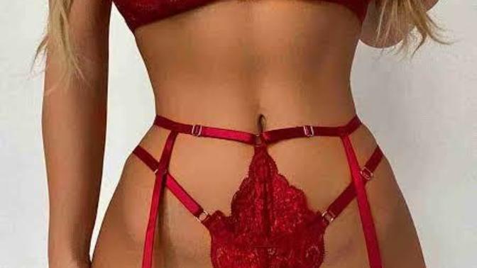 Jartiyer giyen kadin neden çok seksi oluyor? Yoksa bana mı seksi geliyor?