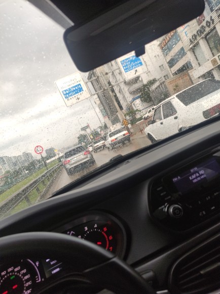 Sabah sabah yorganın altında ne yapıyorsunuz?
