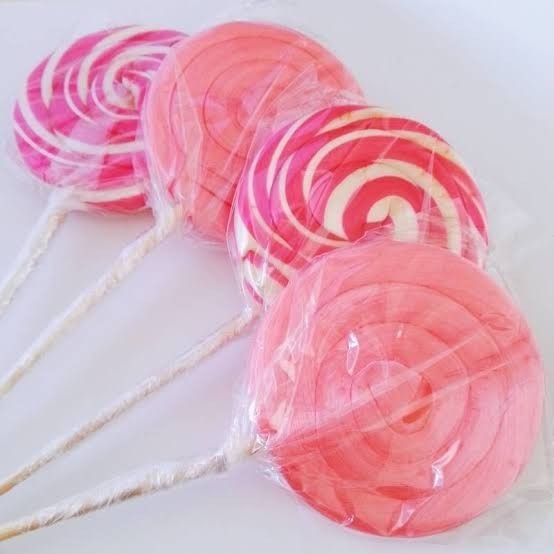 Görünce küçüklüğünüzü hatırlatan abur cubur var mı 😀🍓?