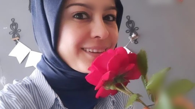 Siz çiçek misiniz böcek mi?