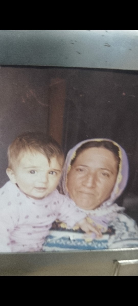 Çocukluk veya bebeklik fotoğrafın var mı?