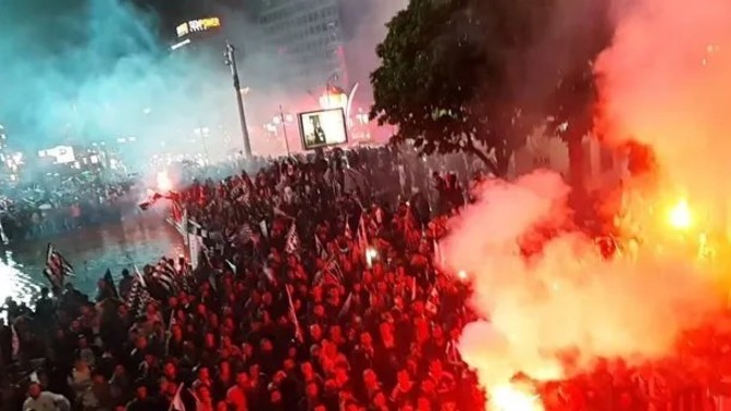 Şampiyonluk kutlamasına katılacak mısın?