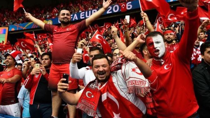 Bakalım kimin çok taraftarı var. Güncel KS hangi takım taraftarı çok sorusuna geliyor musun?