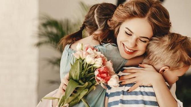 Anneler gününde eşe hediye alınmalı mı?
