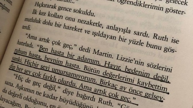 Son okuduğun kitaptan bir alıntı paylaşır mısın?