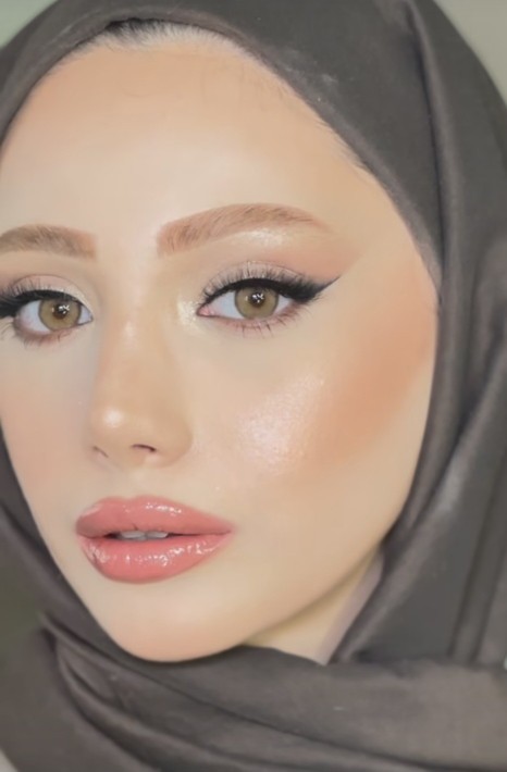 Işıl ışıl özel gün için highlighter önerebilir misiniz?