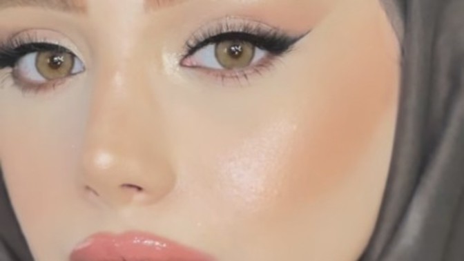 Işıl ışıl özel gün için highlighter önerebilir misiniz?