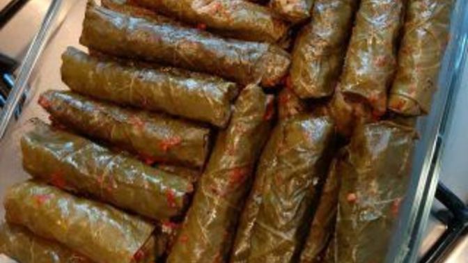Yaprak sarması mı, lahana sarması mı?