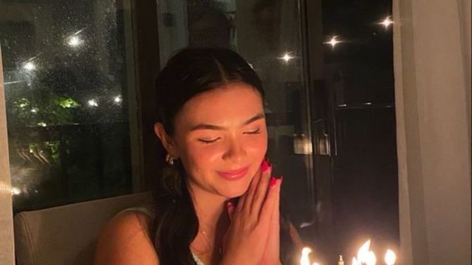 22 yaşına girecek kız yetişkin midir sizce?