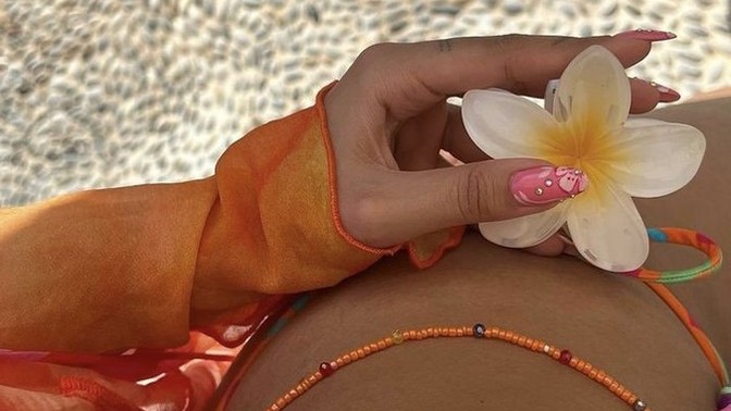 Lotus tokalar neden saçı tutmuyor?