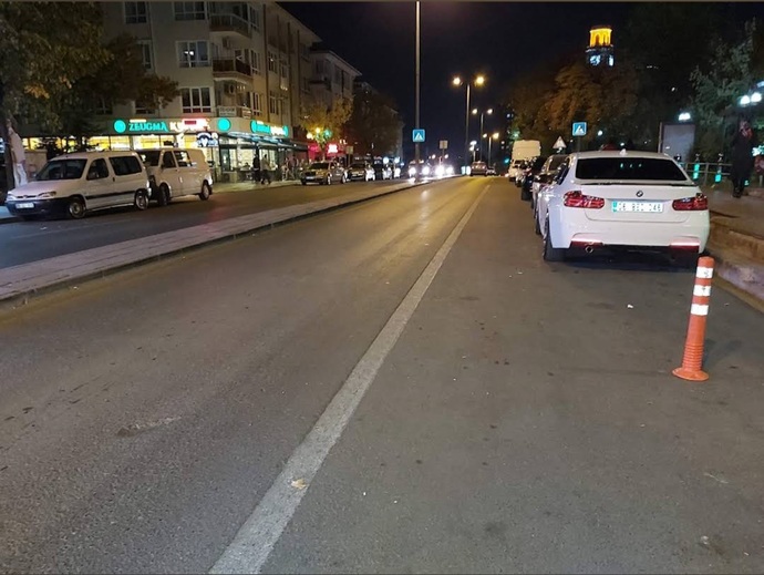 Kızlar, Burası ankaranın neresi bilen var mı?