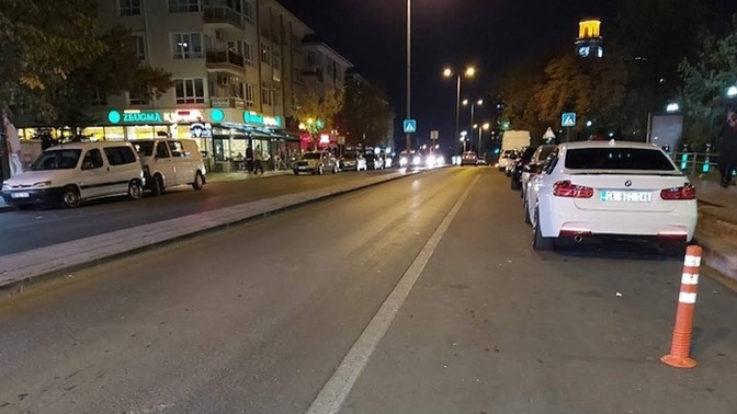 Kızlar, Burası ankaranın neresi bilen var mı?