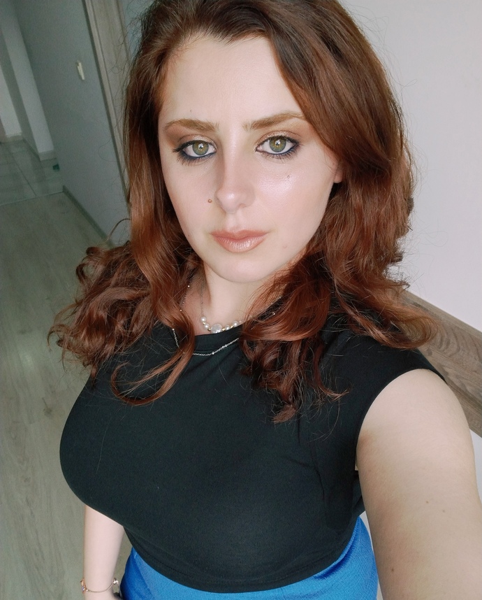 Hangi iki fotoğrafımdan birini Instagram profili yapsam?