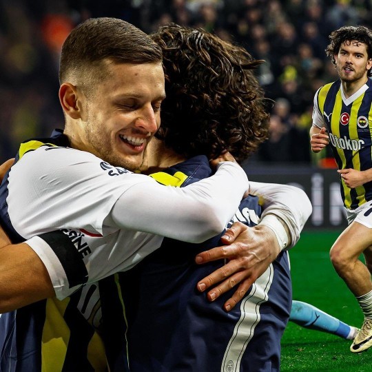 Futbol dünyasında sizi en çok kendine çeken futbolcu kimdi?