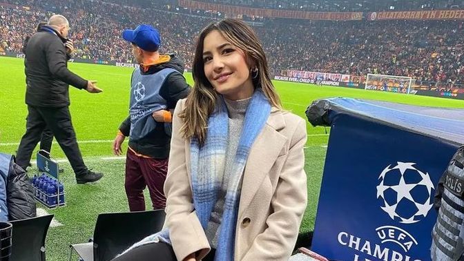 Bir kadının futbol sevmesi anormal bir durum mu?