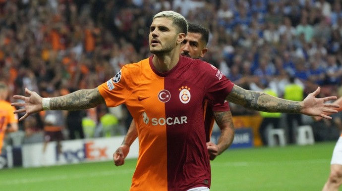 Galatasaray tarihinde rakip takımların en çok nefret ettiği futbolcu kim ?