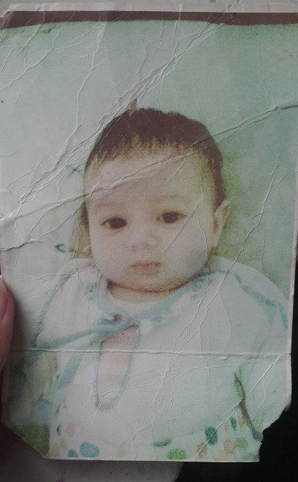 Bebeklik fotoğraflarınız duruyor mu küçüklüğünüze benziyor musunuz?