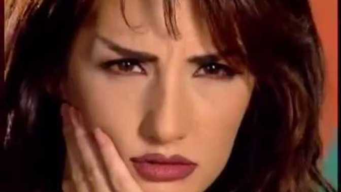 Şu an dinlediğiniz şarkıyı paylaşır mısınız?