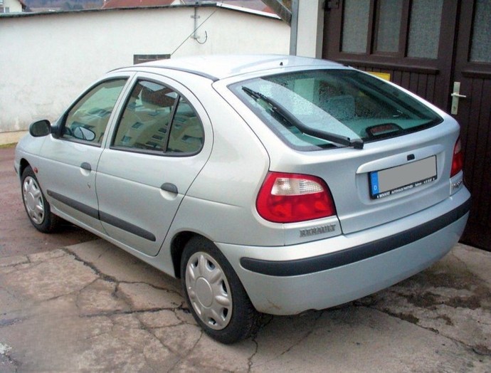 Renault Megane 1 Hatchback Tasarımını nasıl buluyorsunuz?