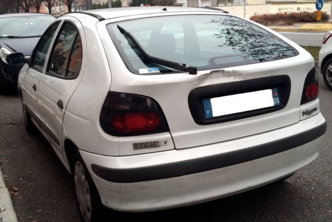 Hatchback tasarım da Renault 19 mu Renault Megane 1 mi daha başarılı güzel sizce?