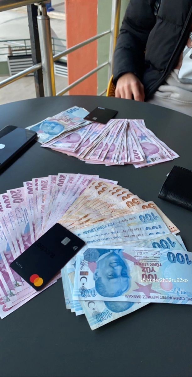 Kadınları etkilemenin tek yolu para mıdır?