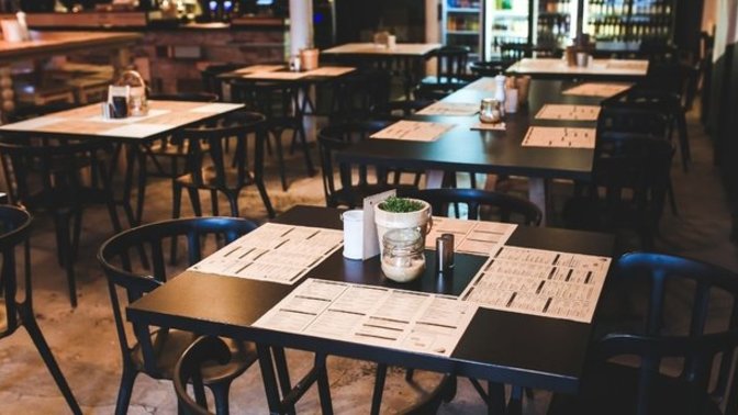 Çorbaya 80, suya 30 TL ödeyen vatandaş tepki gösterince dükkandan çıkarıldı. Fiyatlardan memnun musunuz?