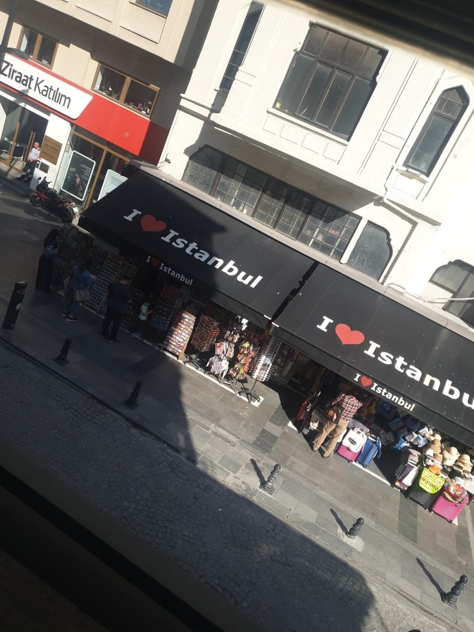 Hayatı izliyor musunuz?