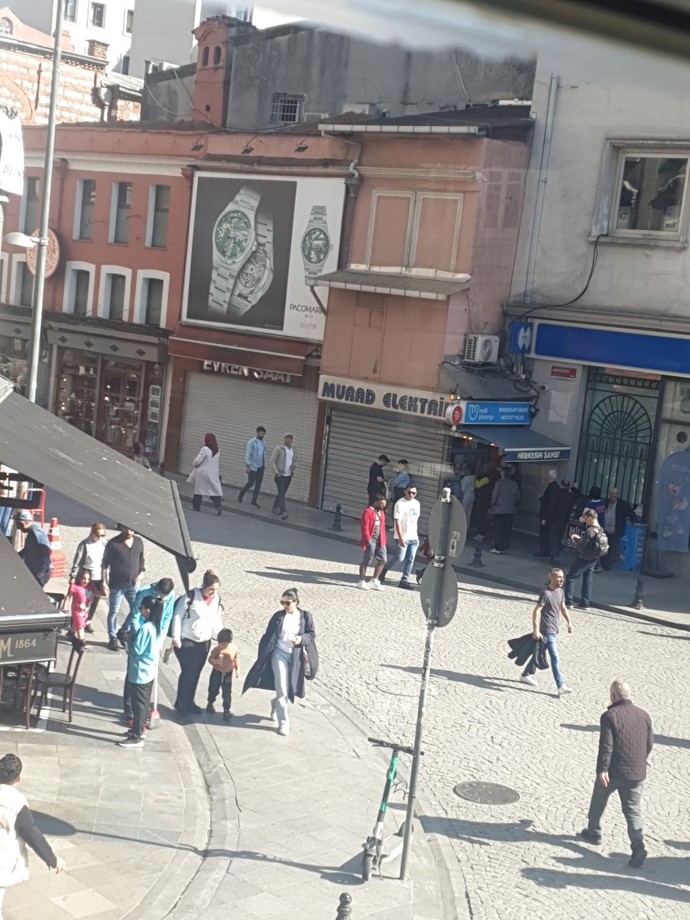 Hayatı izliyor musunuz?