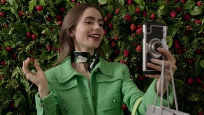 21 yaşındayım, Instagram açsam mı diye düşünüyorum. Gerekli mi?