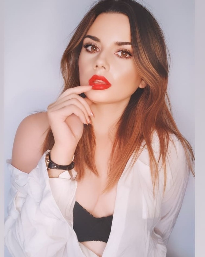 Bu Rus kadını sizce güzel mi?