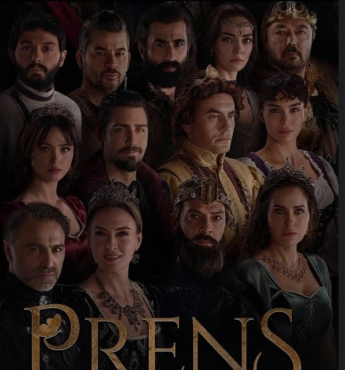 Komik... bazi sahnelerde sesli gulmuslugum var ozellikle ilk sezon pek bir de beklentim yoktu da...6.5/10