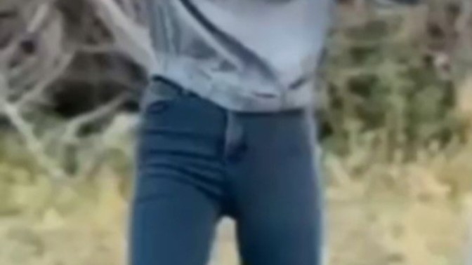 Zayif kizlar bence daha güzel, bana katiliyormusunuz?