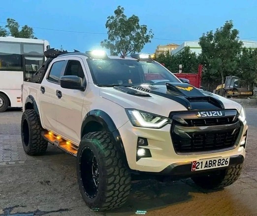 Bu 3 araçtan 3 markadan hangisini alayım?