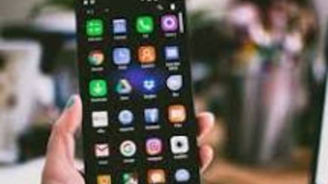 Sevgilinizi telefonunuzda ne diye kaydettiniz?