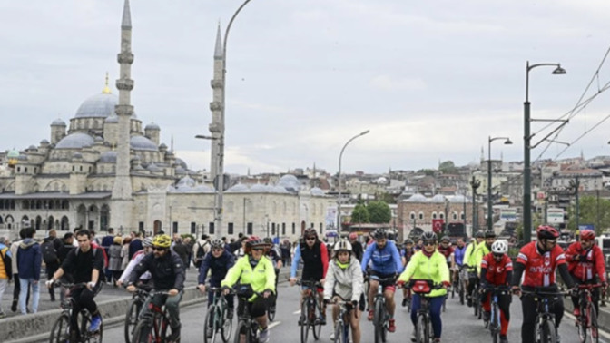19 Mayıs Atatürk'ü Anma Gençlik ve Spor Bayramı için İstanbul'da bisiklet turu yapılacak. Bu tür etkinliklere katılır mısınız?