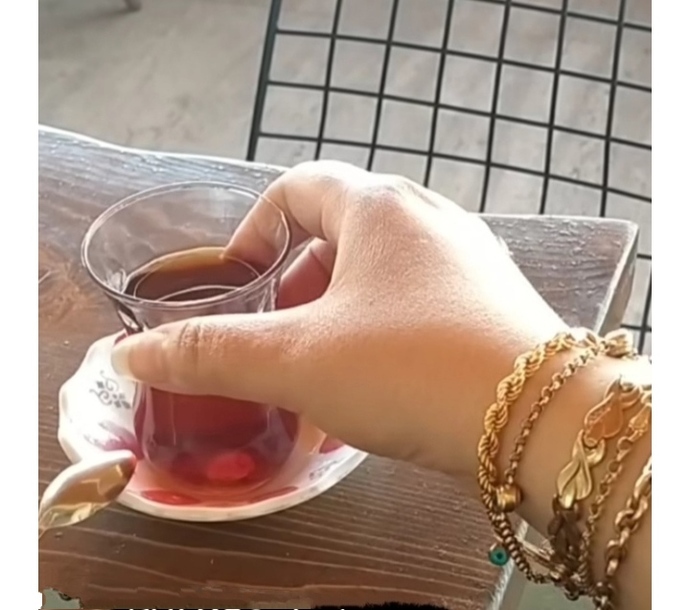 İnce belli bardakta çay daha mı lezzetli oluyor?