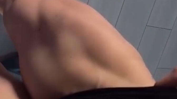 Sporda samimi olduğumuz kiz yakın arkadaşlardan bana mı gondermelı story attı?