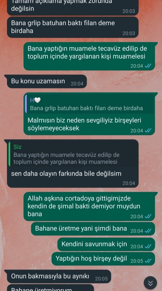 Sevgilim kıyafetime karışıyor saçma sapan kıskançlıklar yapıyor napmam lazım?