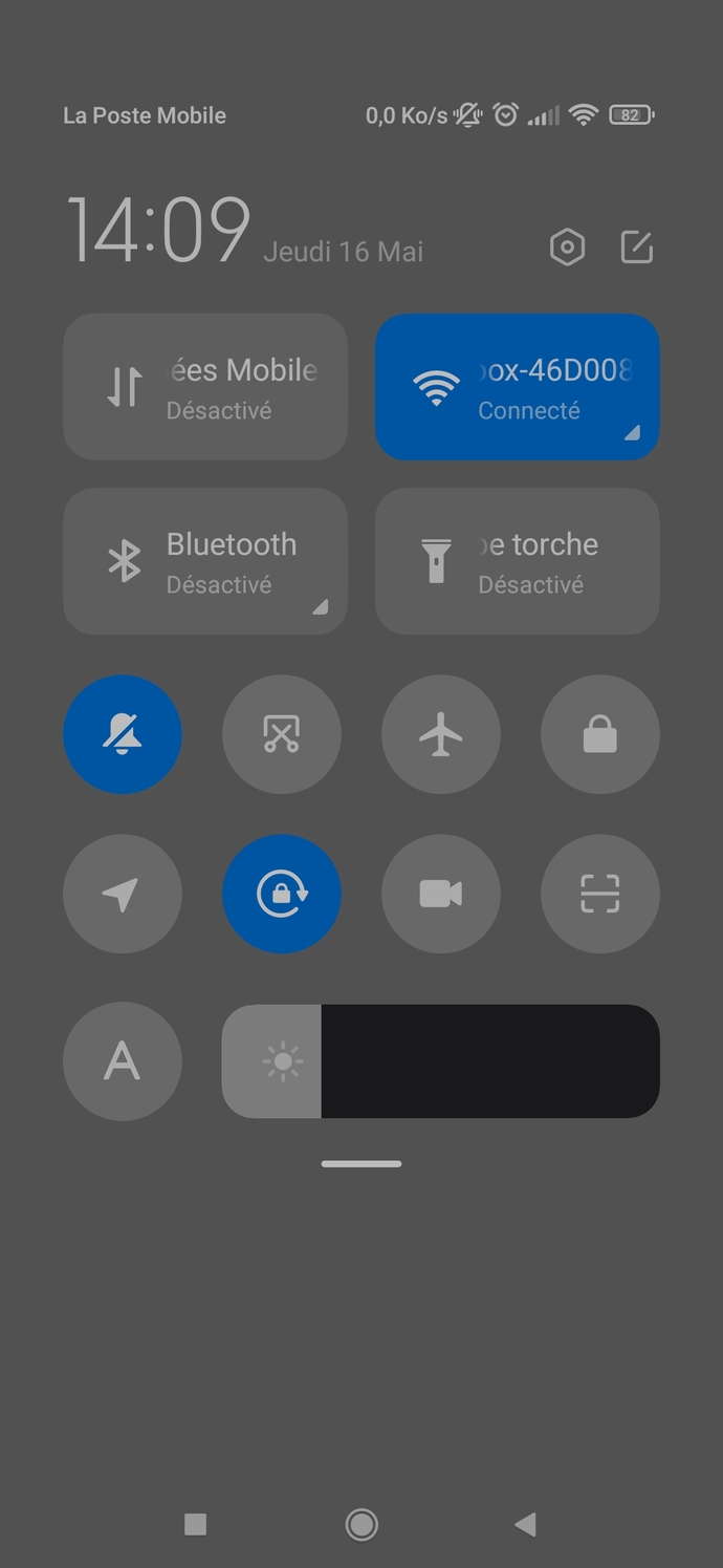 Telefonunuzu karanlık modda mı yoksa aydınlık modda mı kullanıyorsunuz?