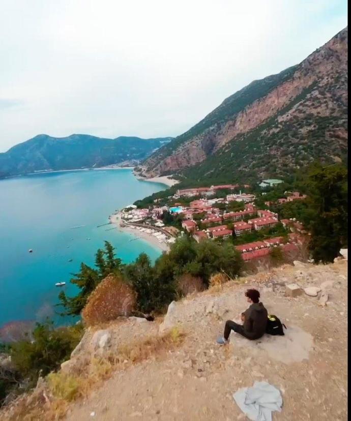 Bugün nasıl geçti. Mutlu hissediyor musun?