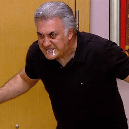 Kızlar selami gibi bir erkek mi ister yoksa haluk gibi bir erkek mi?