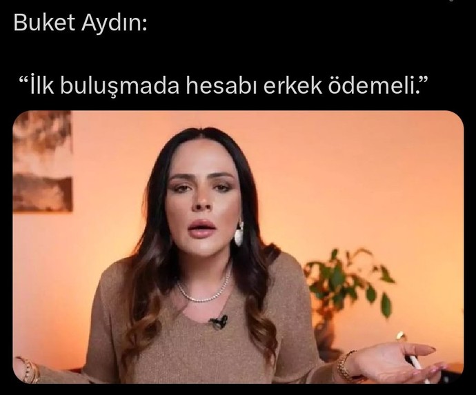 İlk buluşmada hesabı erkek mi ödemeli?