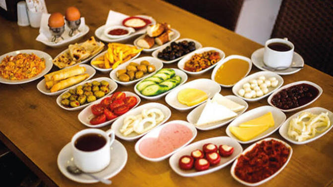 Pazar kahvaltısı evde mi dışarıda mı keyiflidir?