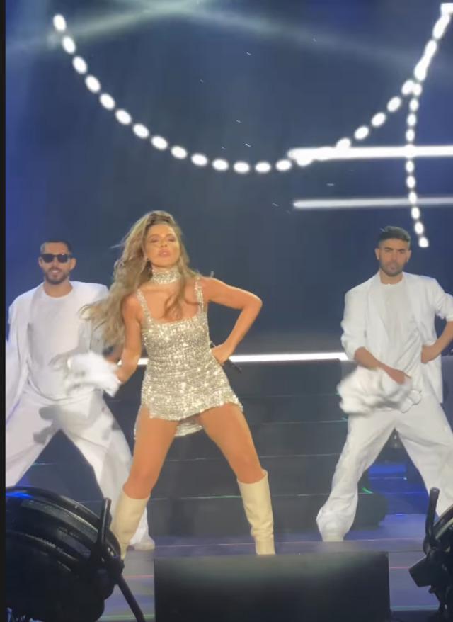 Hadise cesur dansıyla adından söz ettirdi! Sencede olaylık mı?