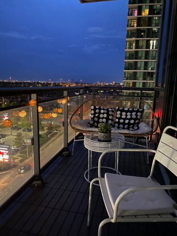 Geceleri balkon keyfi yapmayı sever misiniz?